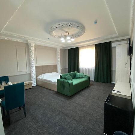 Sapphire Hotels Taraz Zewnętrze zdjęcie