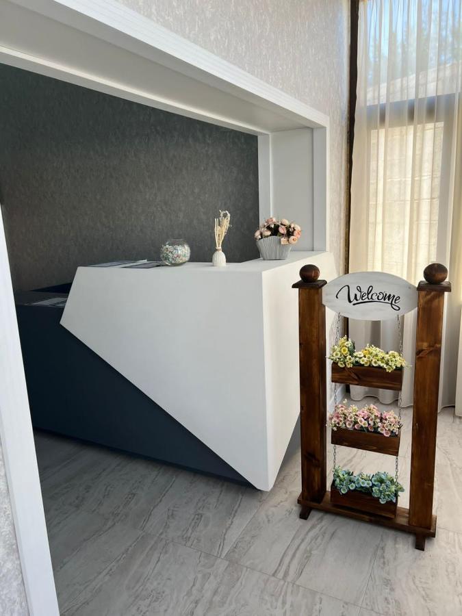 Sapphire Hotels Taraz Zewnętrze zdjęcie